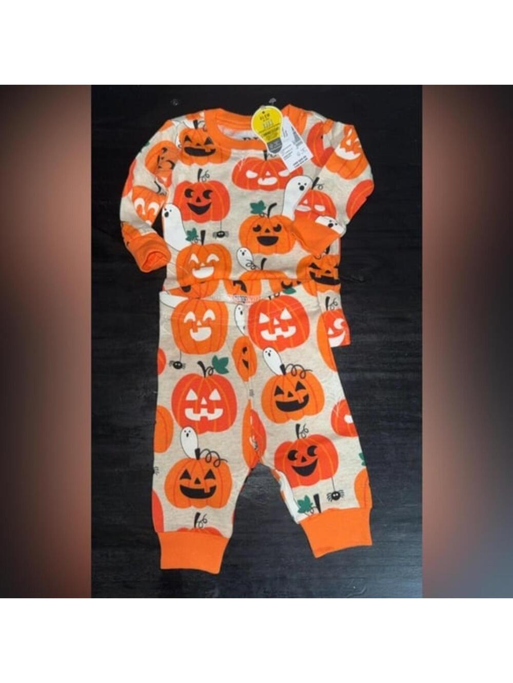 PJ place - Pumpkin and Ghost Print Baby Pajamas size 0-3 months